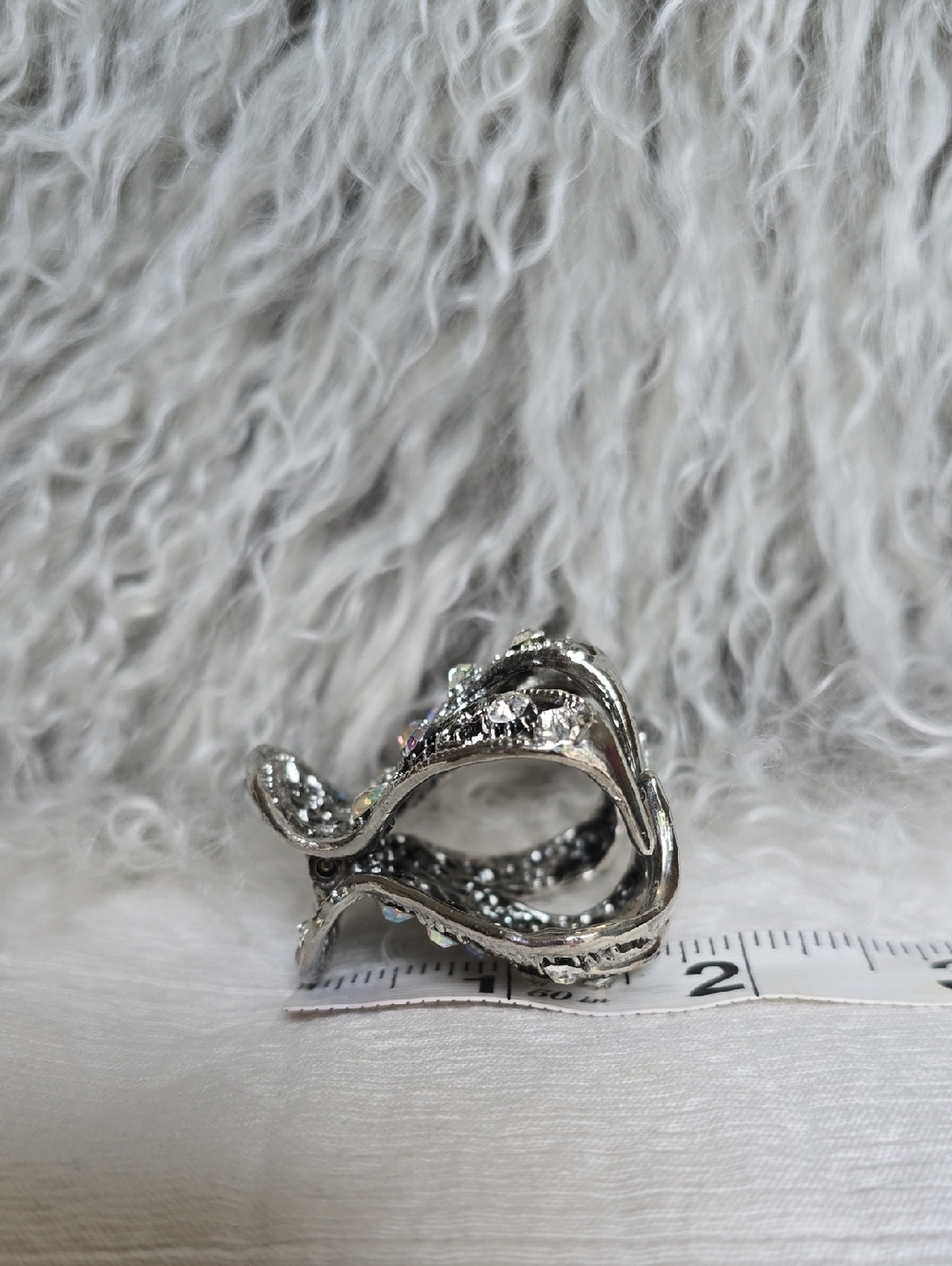 Vintage Style Rhinestone Filigree Claw Clip - Picture 7 of 10